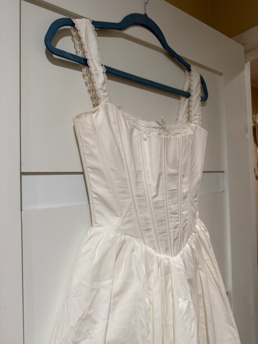 House of CB White Vintage-Style Mini Dress - Picture 8 of 12